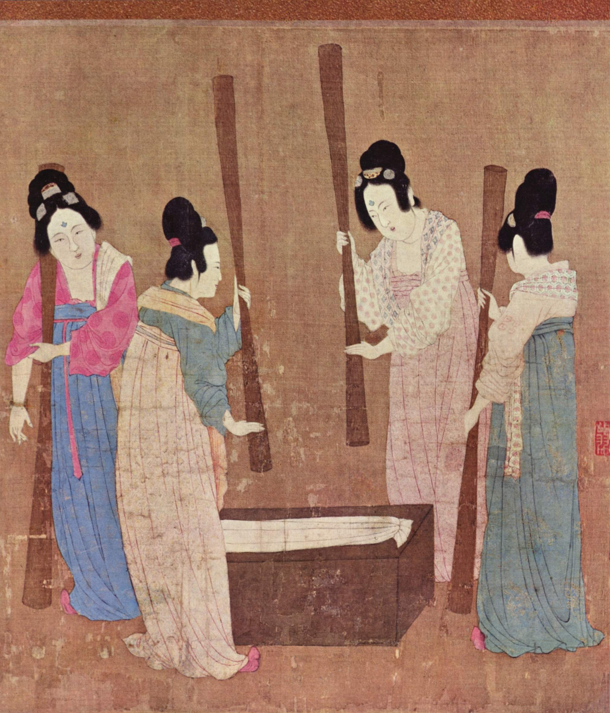 Court_ladies_pounding_silk_from_a_painting___by_Emperor_Huizong